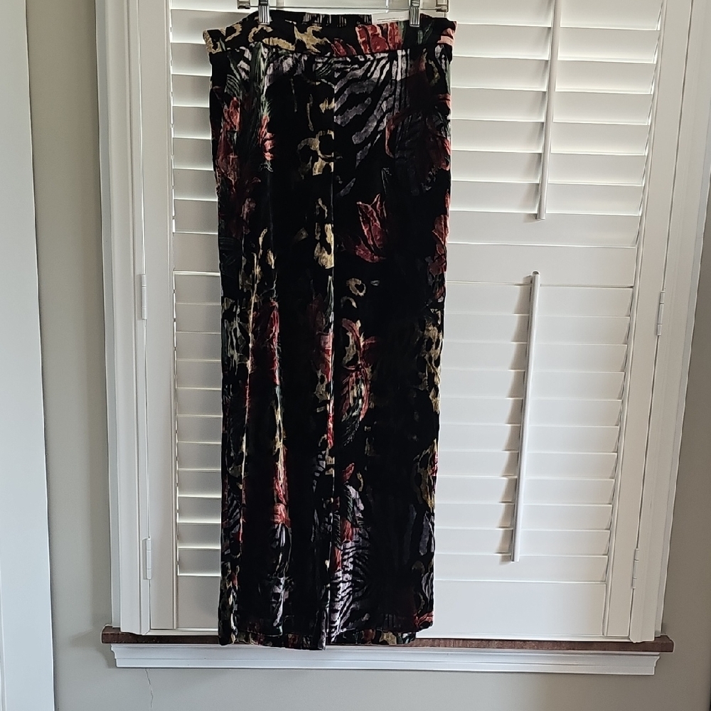Chico's Velvet Floral Wide-Leg Pants - Black with Red & Gold Accents